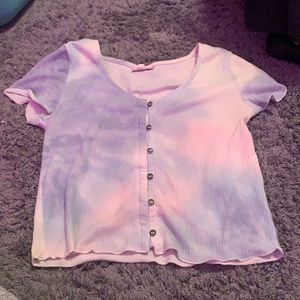 cropped purple pink and white t shirt